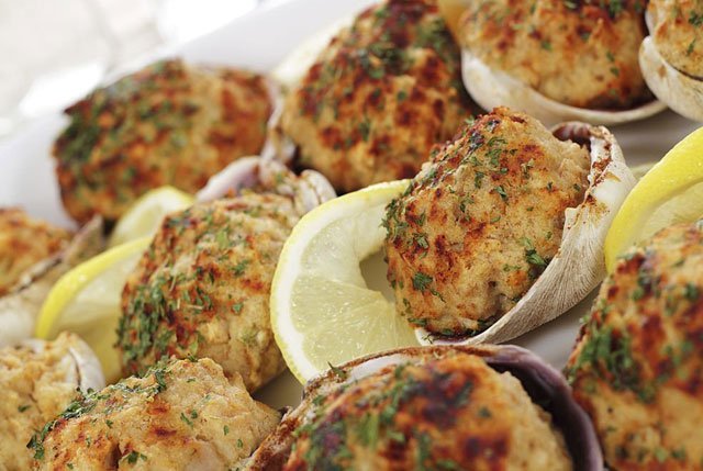 How to Reheat Stuffed Clams
