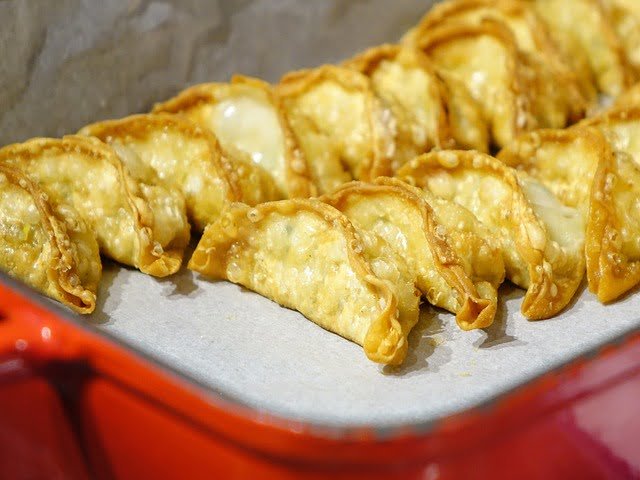 How to Reheat Gyoza Perfectly